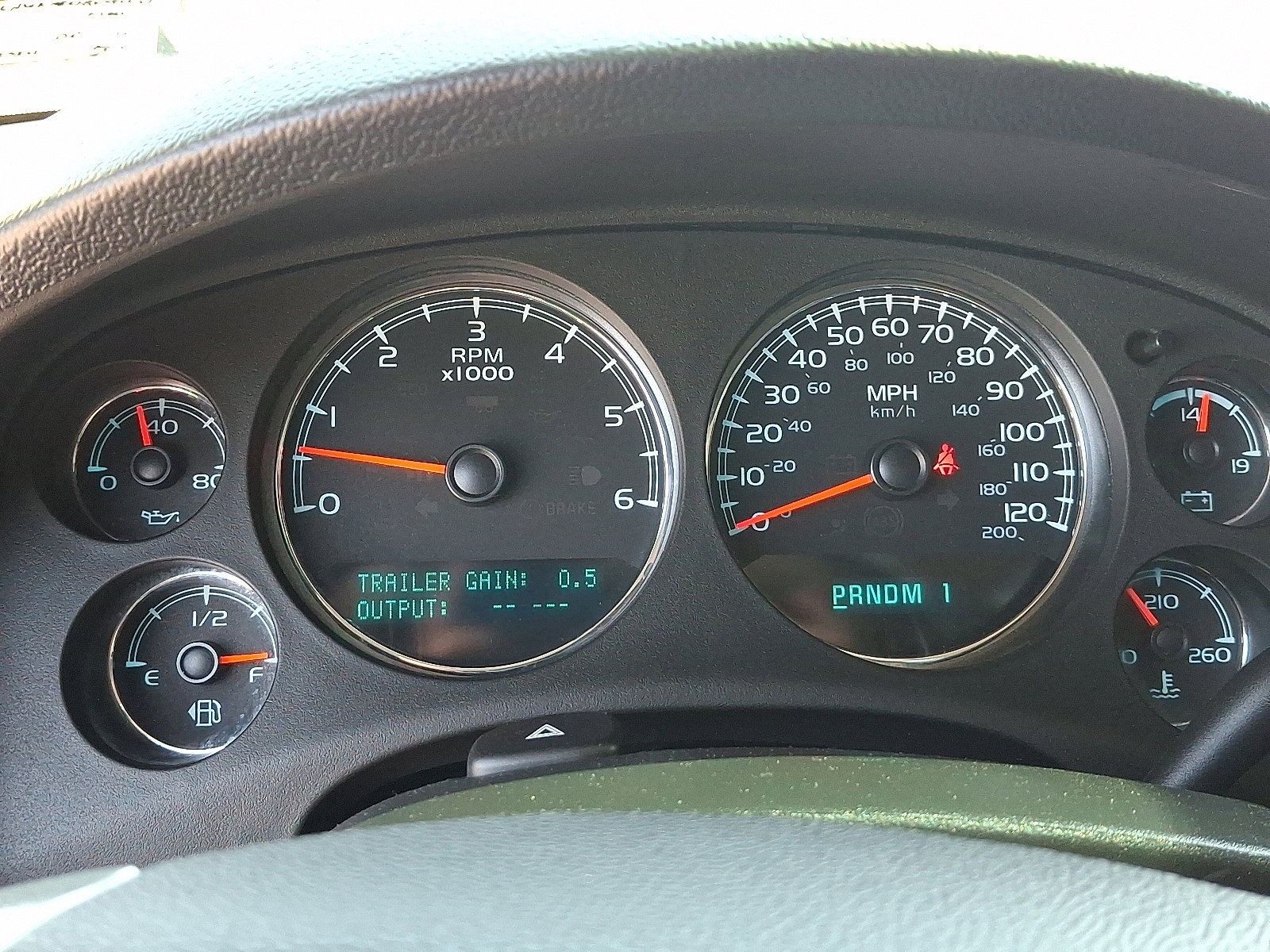 Used 2011 Chevrolet Suburban 2500 LT w/ Snow Plow Prep Package image 20