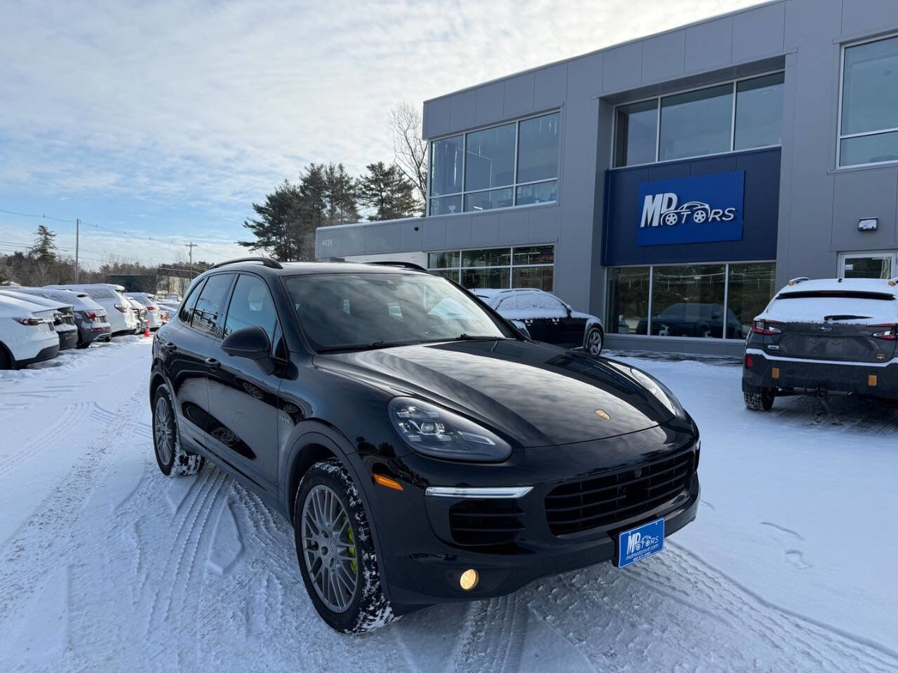 Used 2016 Porsche Cayenne S AWD/4WD image 4