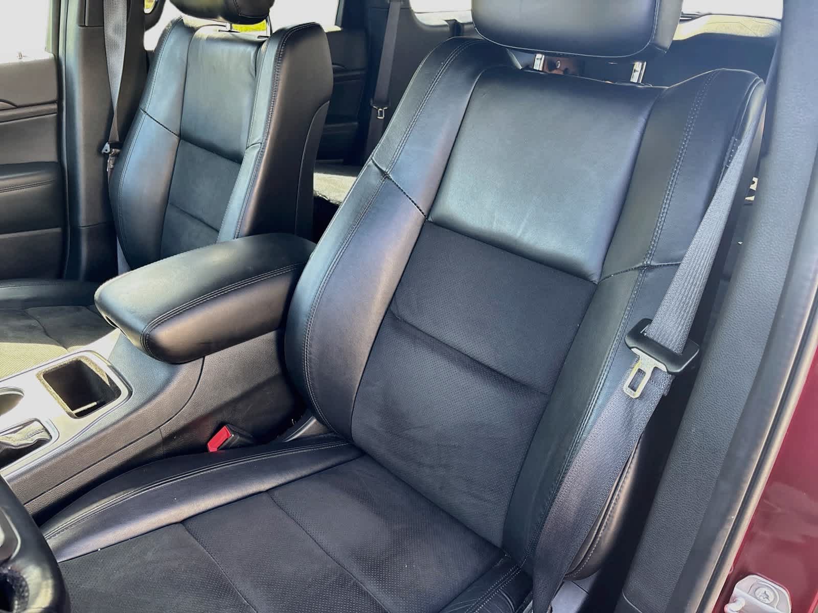 Used 2022 Jeep Grand Cherokee Laredo X RWD image 20