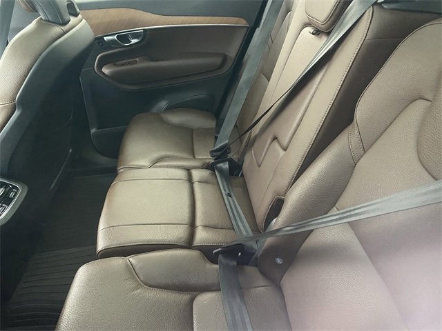 Used 2022 Volvo XC90 T6 Momentum w/ Advanced Package image 12