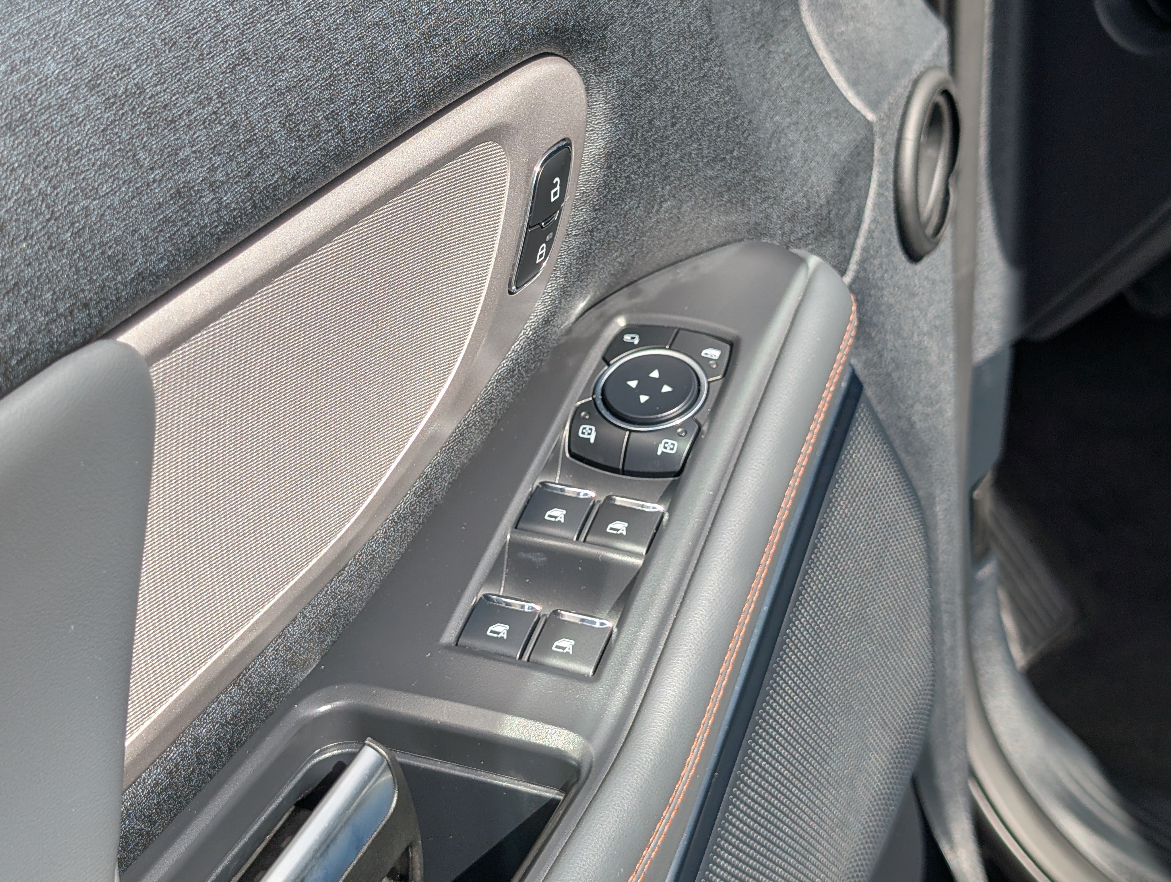 Certified 2025 Ford Expedition Active AWD/4WD image 29