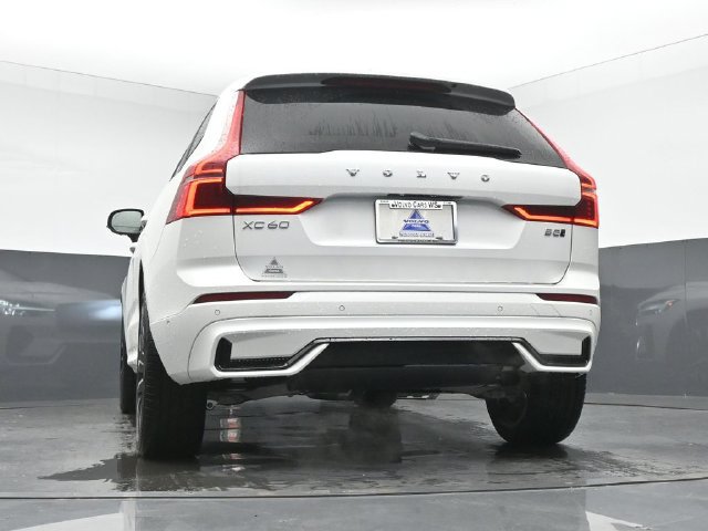 New 2027 Volvo XC60 B5 Ultra AWD/4WD image 42