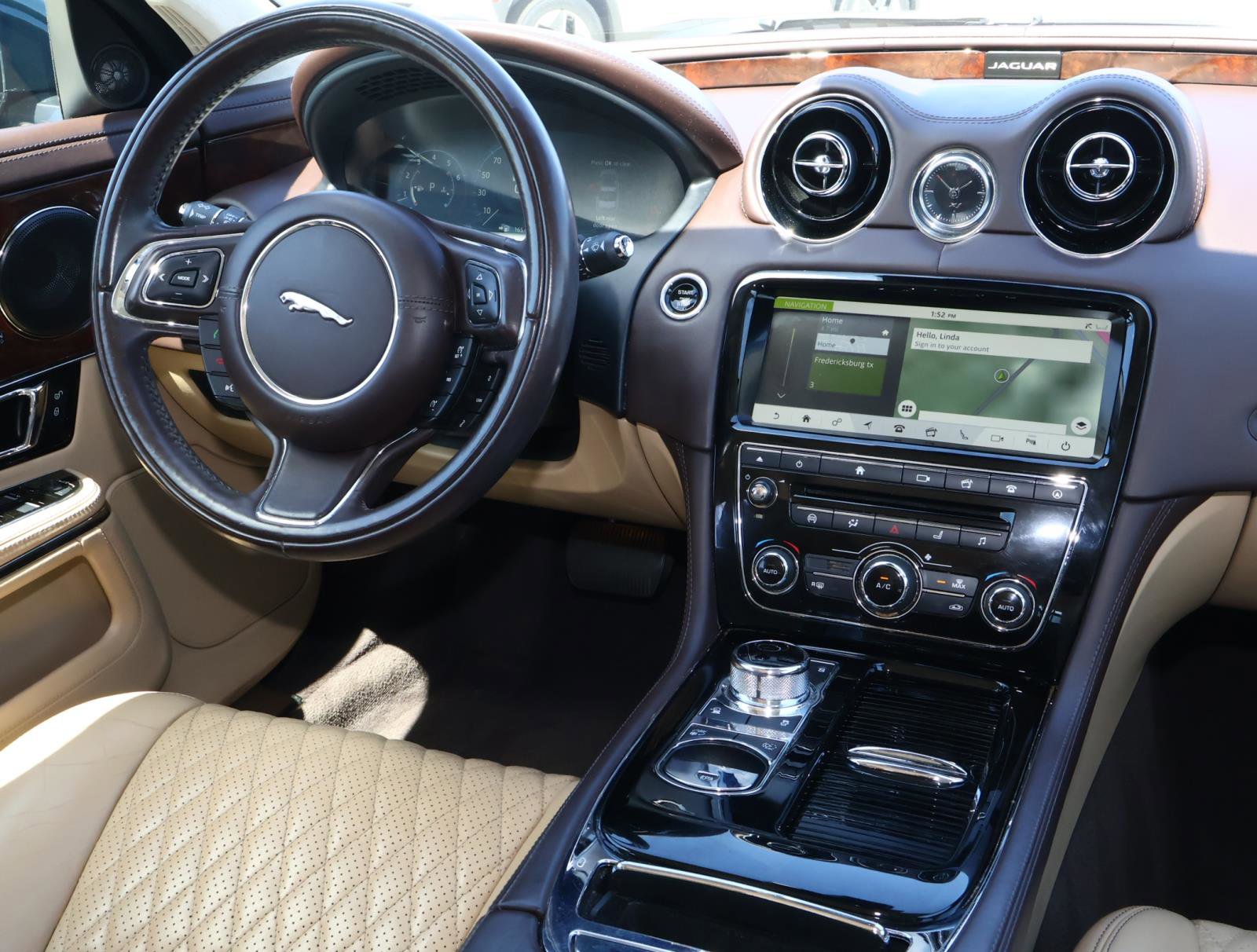 Used 2018 Jaguar XJ L Portfolio image 9