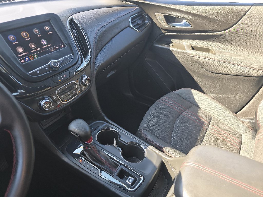 Used 2023 Chevrolet Equinox RS FWD image 28