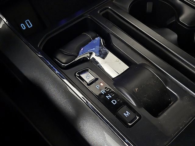 Used 2023 Ford F150 Lariat w/ Max Trailer Tow Package image 16