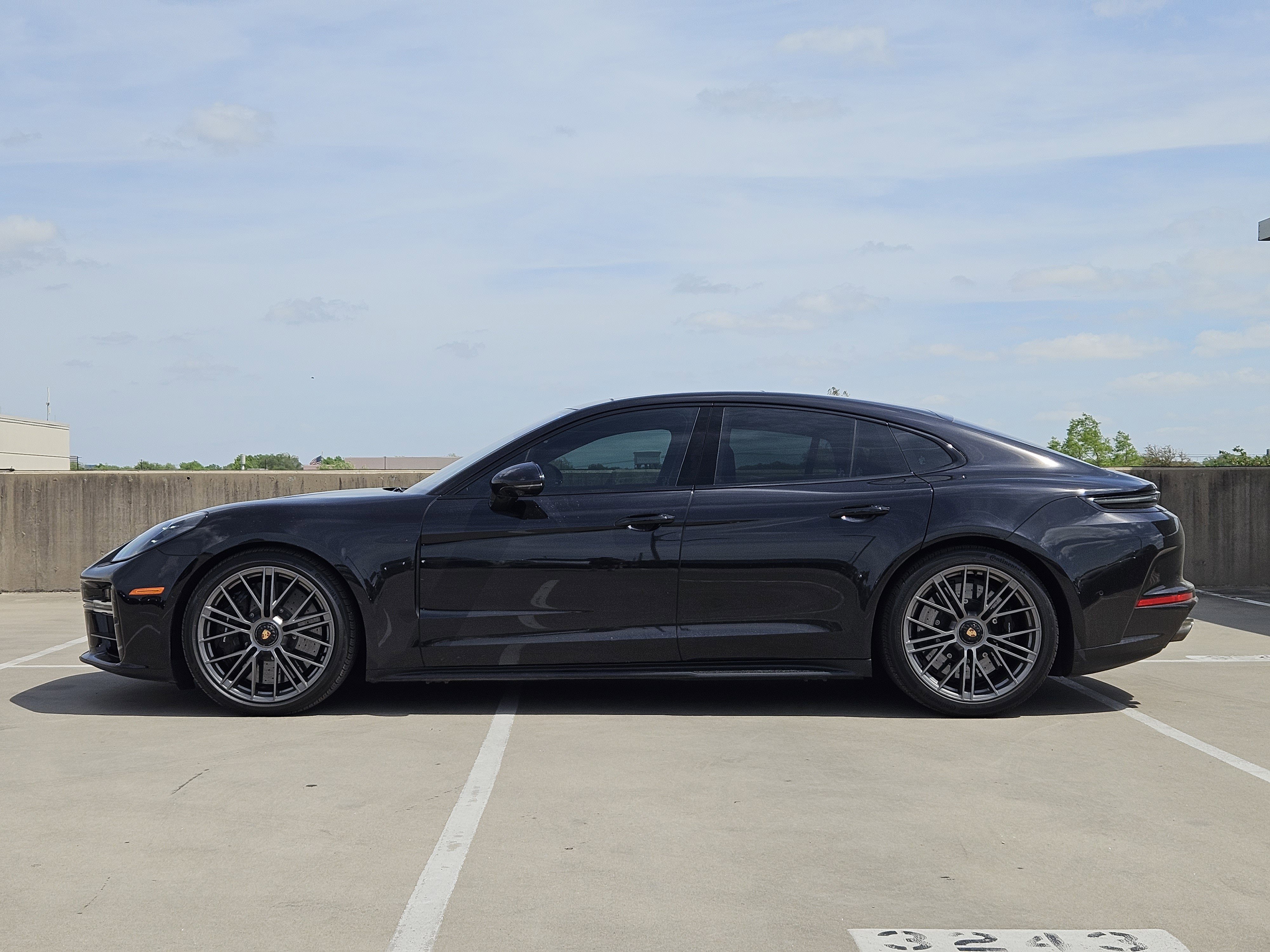 Certified 2026 Porsche Panamera GTS image 2