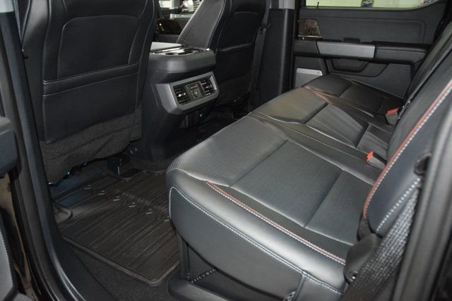 Used 2024 Ford F250 Lariat w/ Lariat Ultimate Package image 43