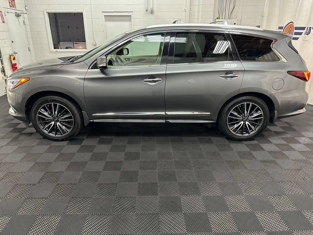 Used 2018 INFINITI QX60 Luxe w/ Deluxe Technology Package AWD/4WD image 6