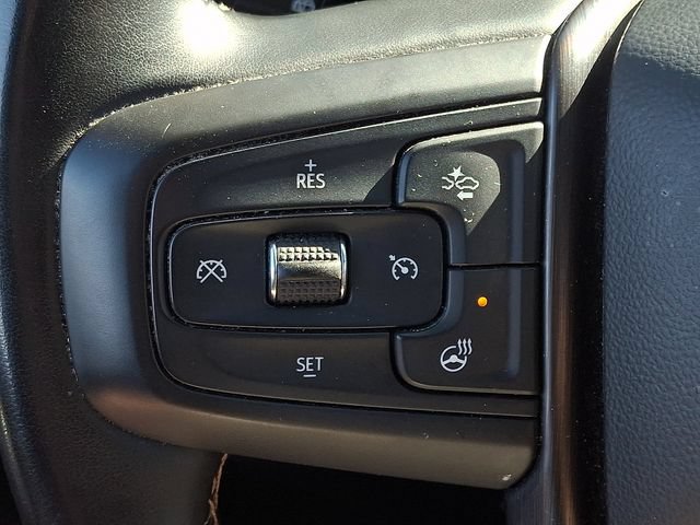 Used 2024 GMC Yukon XL AT4 w/ Technology Package AWD/4WD image 23