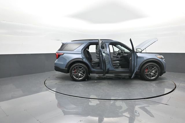 New 2026 Ford Explorer ST-Line w/ ST-Line Street Pack image 42