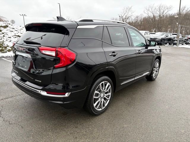 Used 2022 GMC Terrain Denali w/ Denali Premium Package image 5