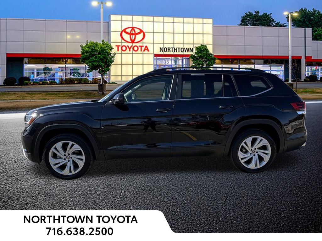 Used 2022 Volkswagen Atlas SE image 2