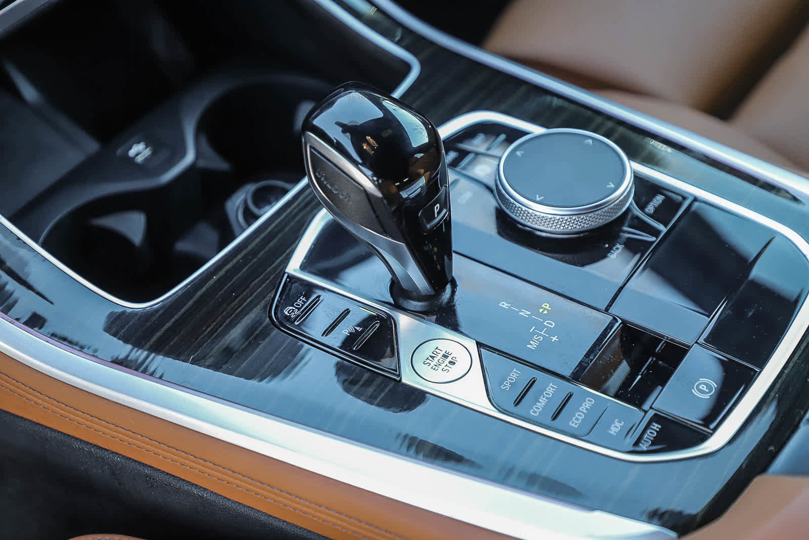 Used 2023 BMW X5 xDrive40i w/ M Sport Package image 19