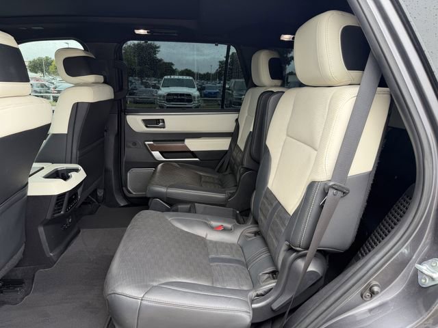 Used 2024 Toyota Sequoia Capstone AWD/4WD image 29