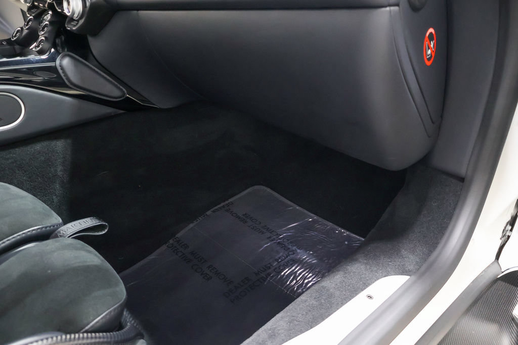 Used 2023 Aston Martin V12 Vantage RWD image 39