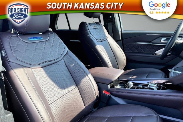 New 2026 Ford Explorer Platinum w/ LUX Leather Package AWD/4WD image 11