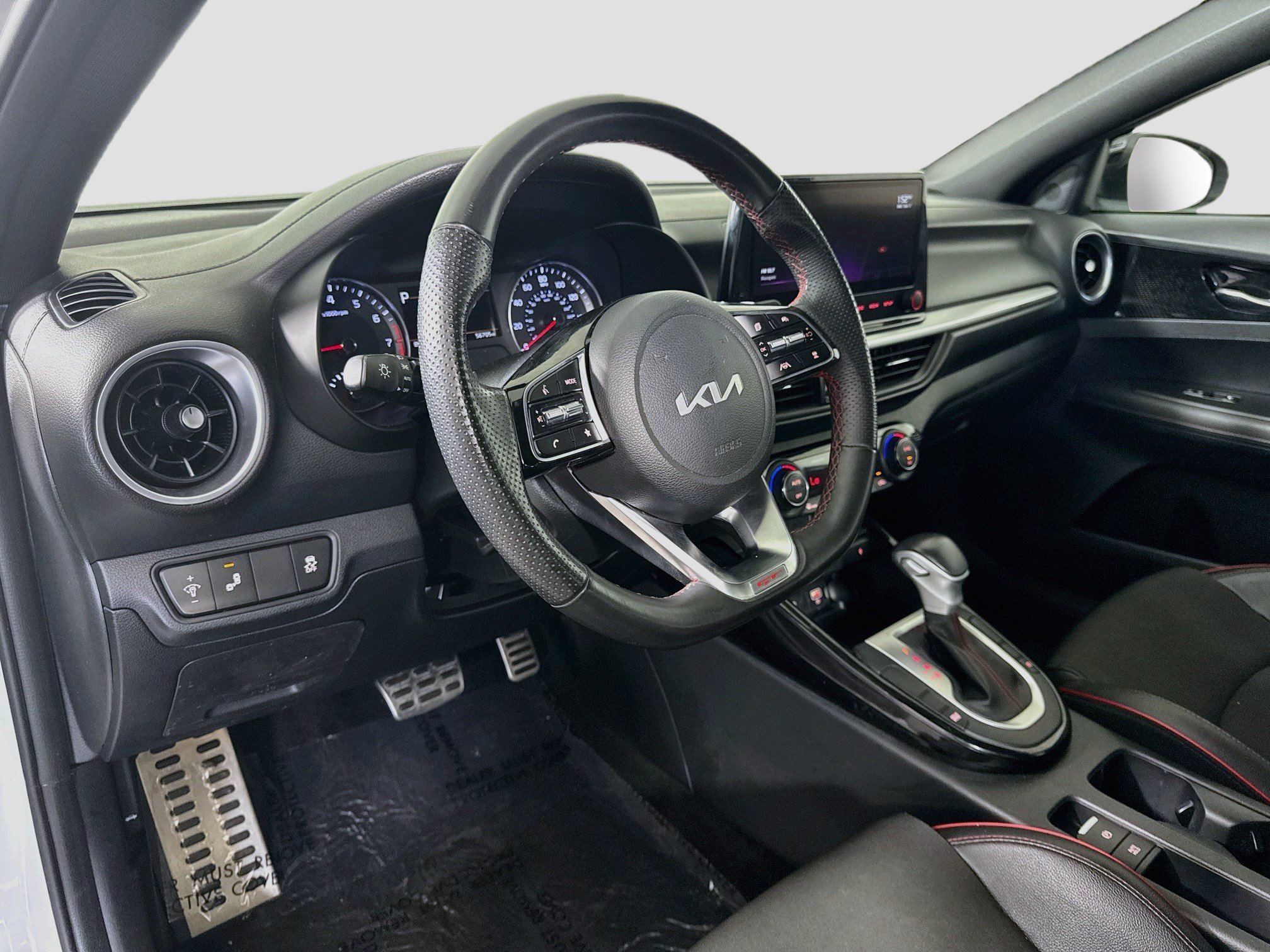 Used 2022 Kia Forte GT w/ GT Technology Package FWD image 23