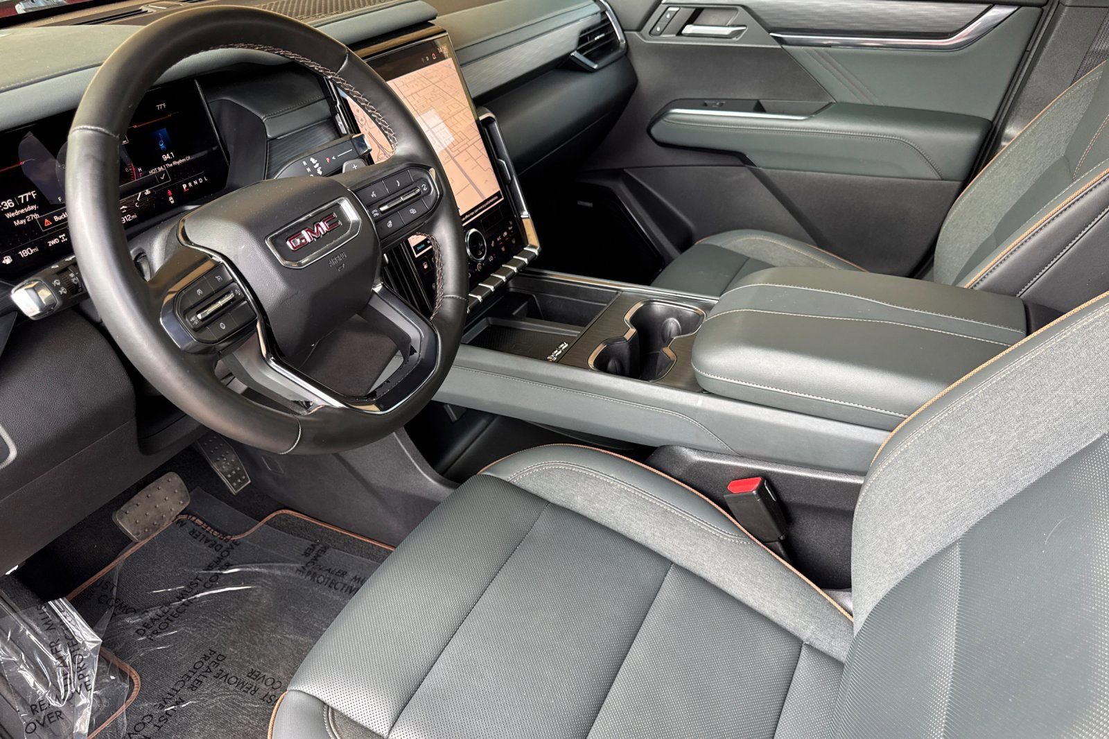 Certified 2024 GMC Acadia AT4 AWD/4WD image 10