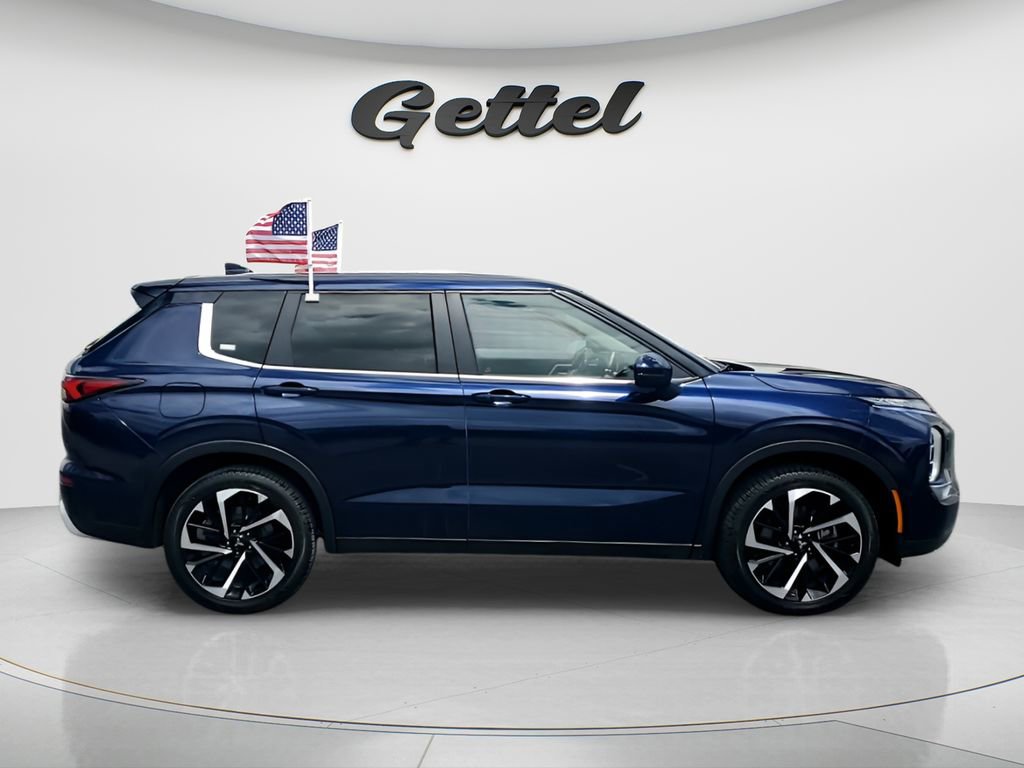 Used 2024 Mitsubishi Outlander SE image 7