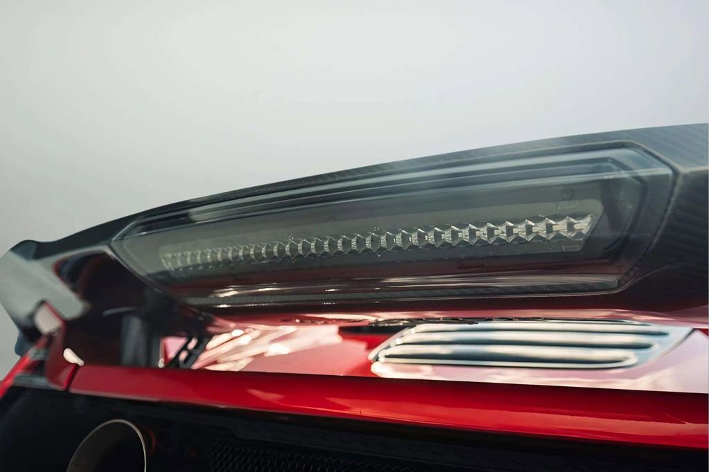 Used 2012 McLaren MP4-12C Coupe image 21