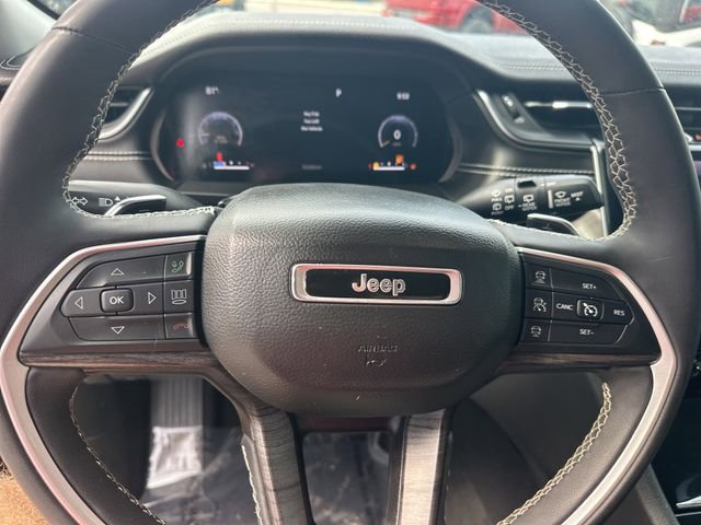 Used 2023 Jeep Grand Cherokee Limited w/ Black Appearance Package RWD image 22