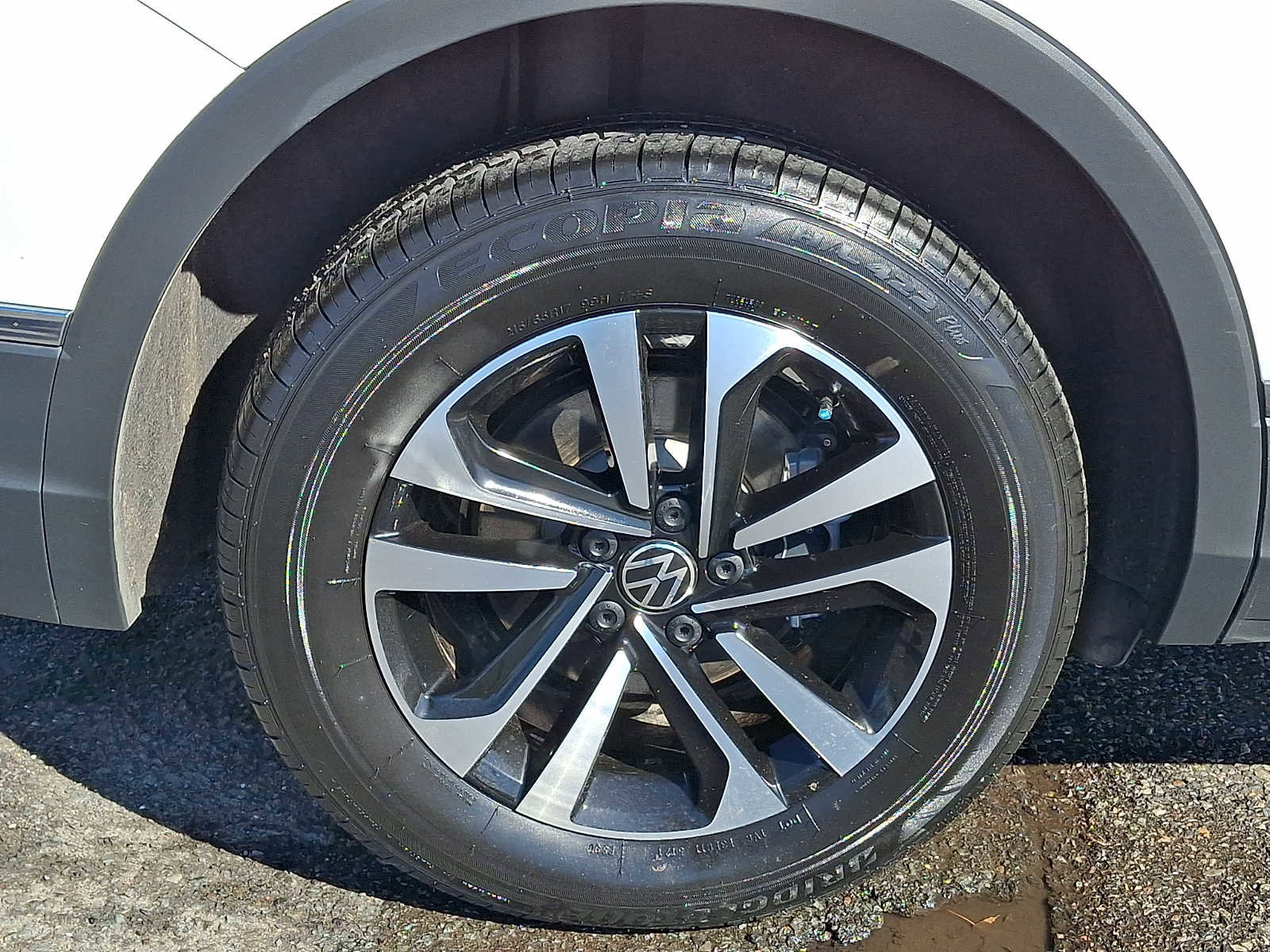 Used 2022 Volkswagen Tiguan S image 7