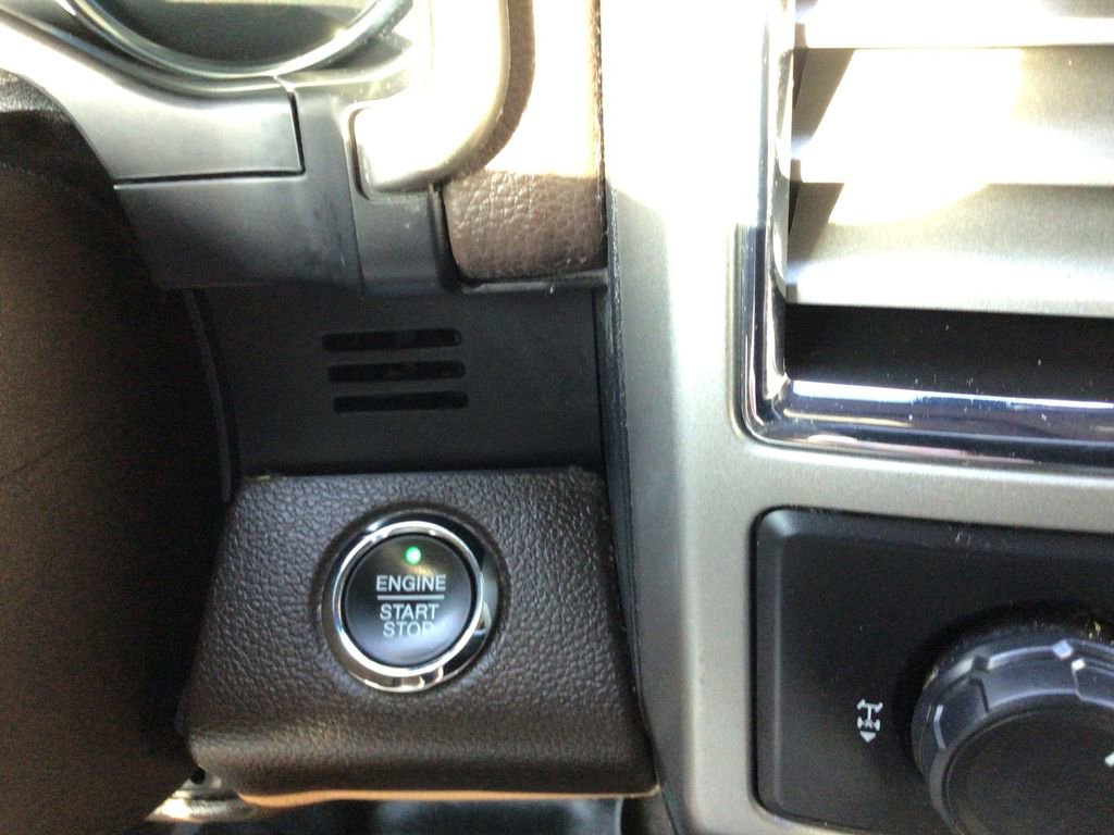 Used 2016 Ford F150 King Ranch w/ Equipment Group 601A Luxury image 17