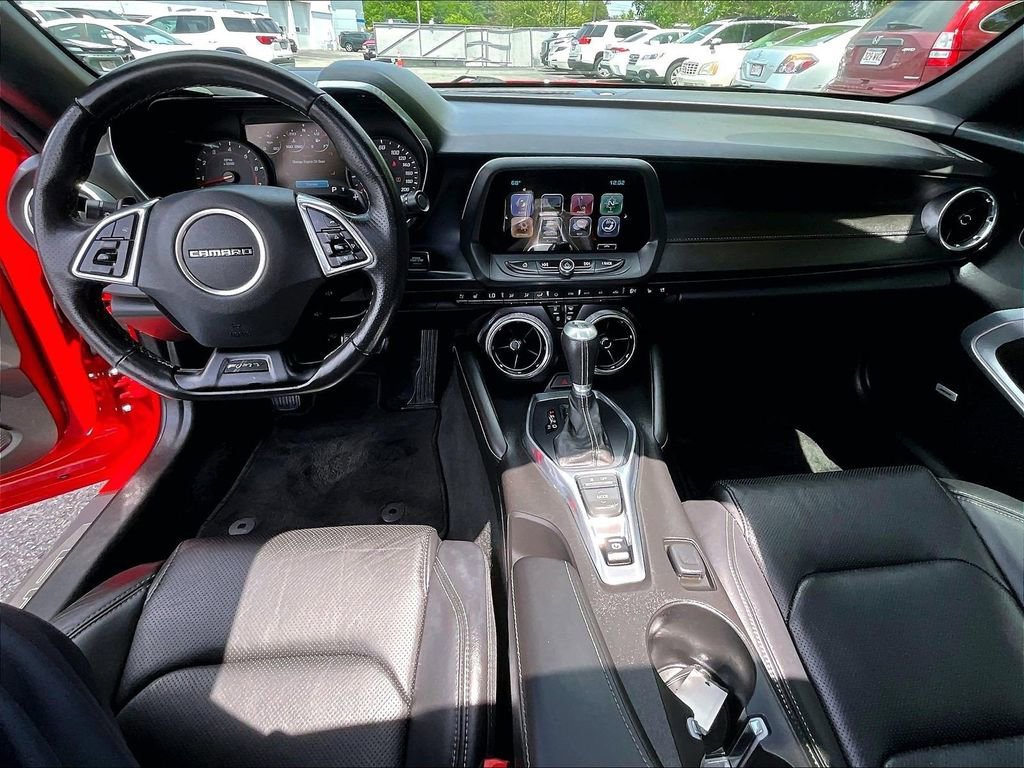 Used 2017 Chevrolet Camaro SS RWD image 20