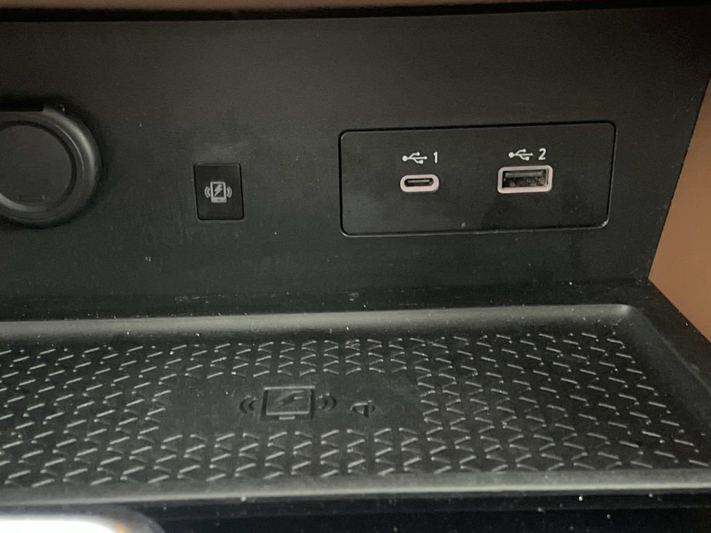 Certified 2022 Nissan Pathfinder Platinum w/ Cargo Package image 32