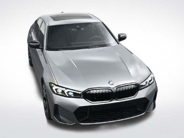 New 2026 BMW 330i Sedan w/ M Sport Package RWD image 31