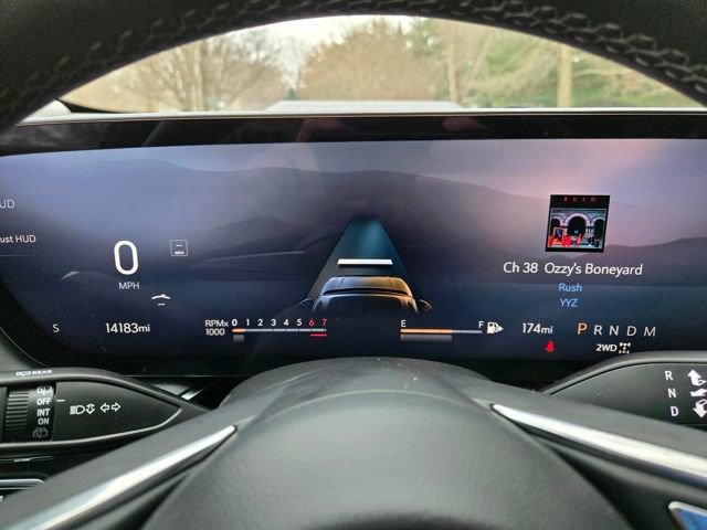 Used 2025 Buick Envision Preferred image 23