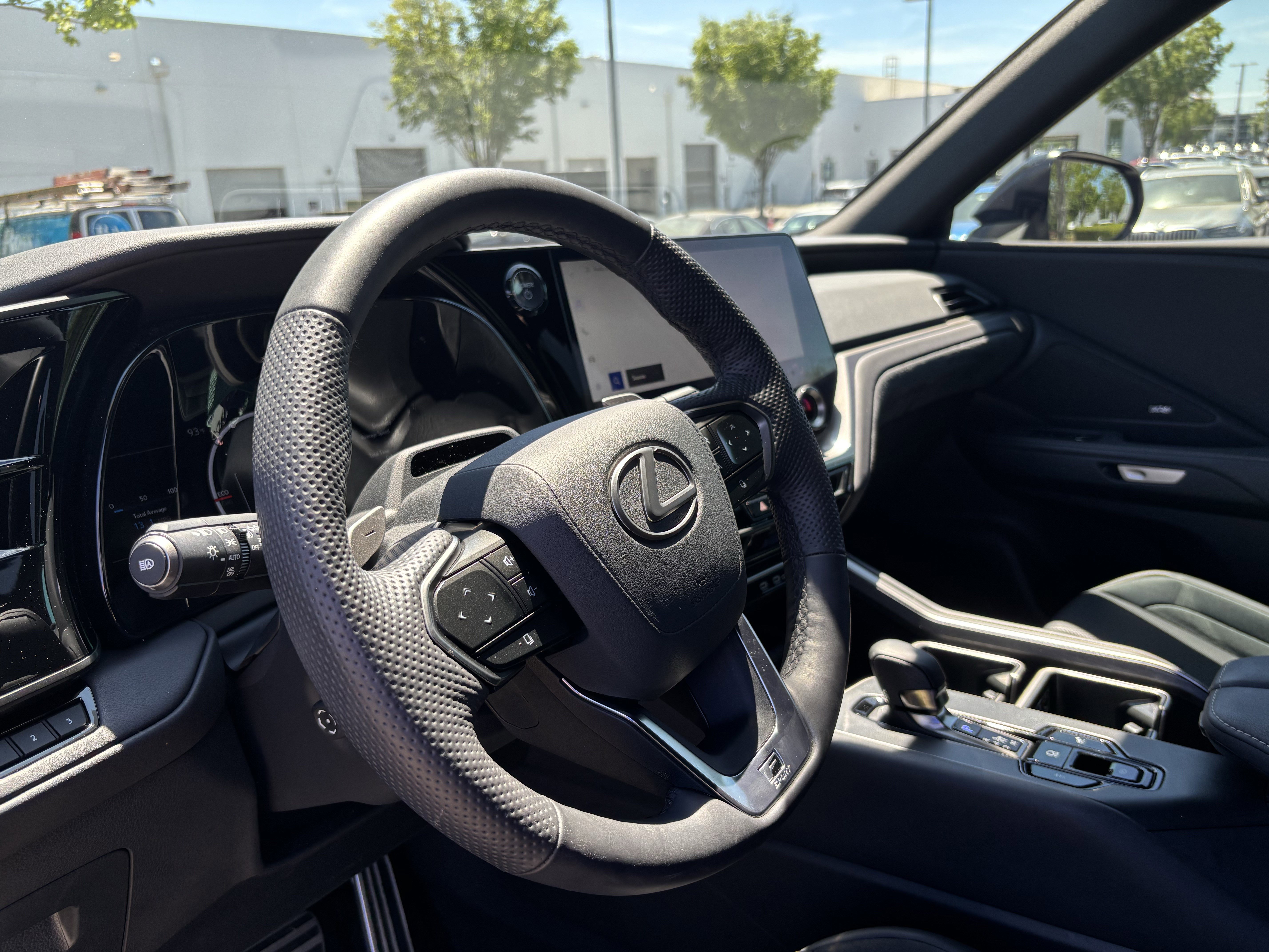 Used 2024 Lexus TX 500h AWD w/ Technology Package image 17