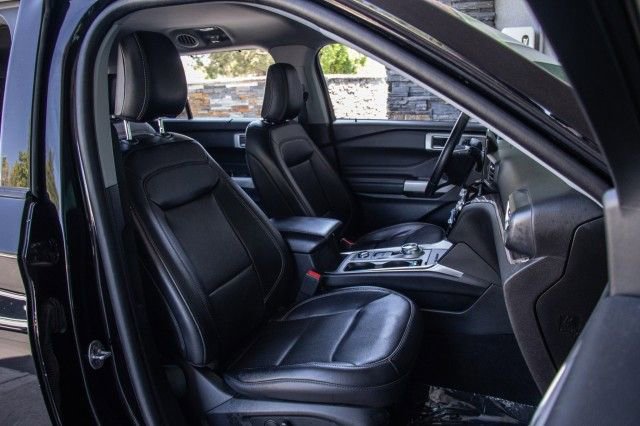Used 2023 Ford Explorer Limited w/ Equipment Group 301A image 19