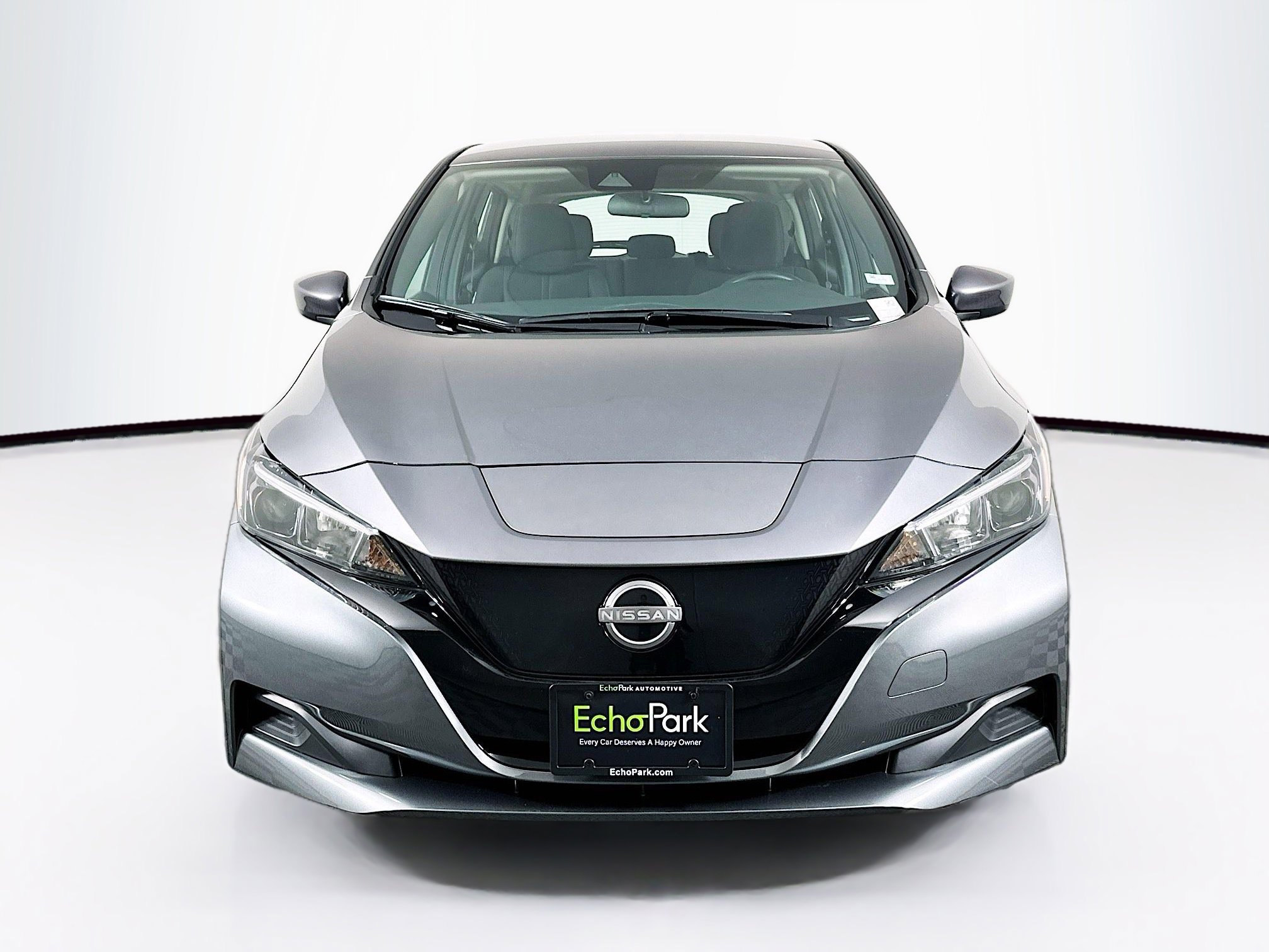 Used 2024 Nissan Leaf S FWD image 2