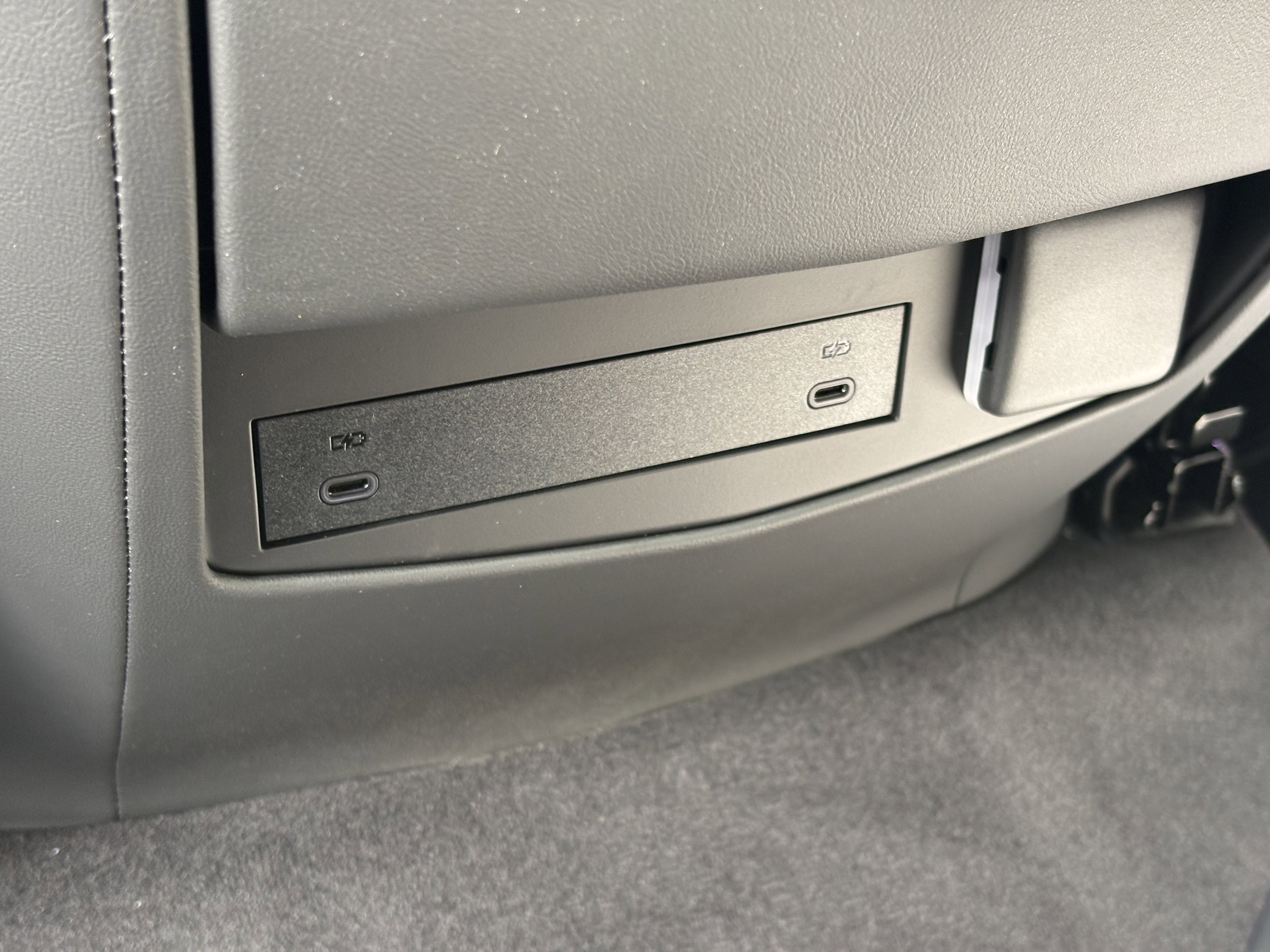 New 2026 Cadillac Escalade Luxury image 16