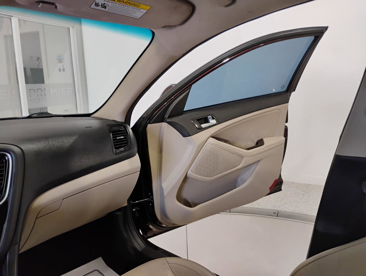 Used 2014 Kia Optima EX FWD image 26