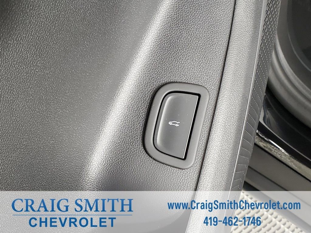 New 2026 Chevrolet Traverse LT w/ Driver Confidence Package FWD image 29