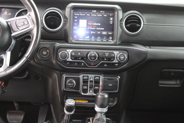 Used 2021 Volkswagen Atlas Cross Sport SE w/ Panoramic Sunroof Package AWD/4WD image 19