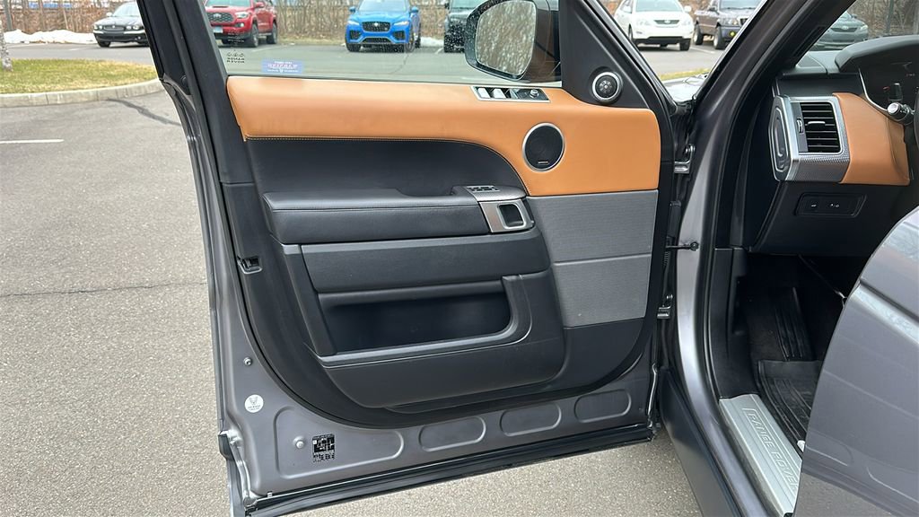 Certified 2022 Land Rover Range Rover Sport HSE Dynamic image 8