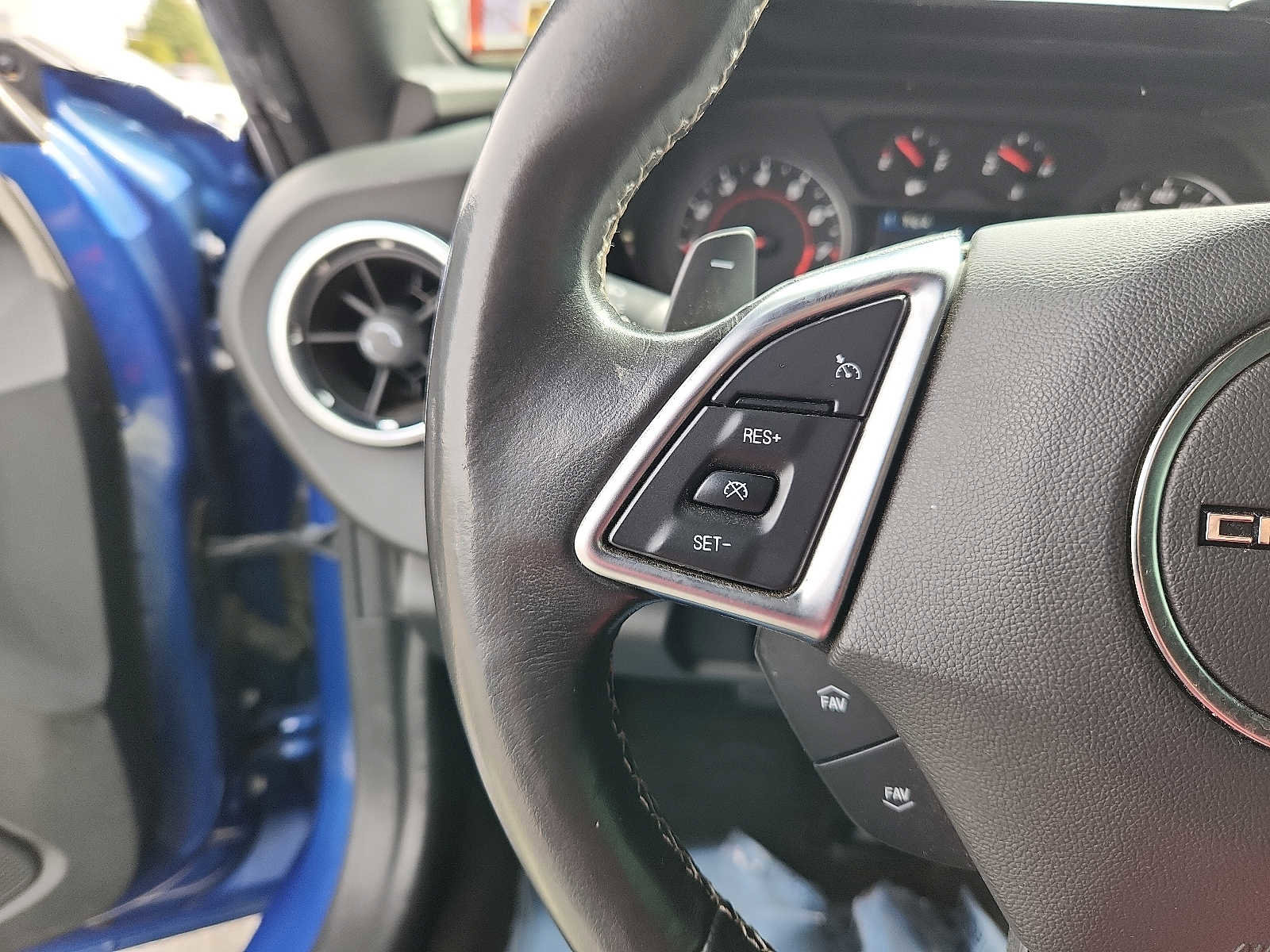 Used 2019 Chevrolet Camaro LT RWD image 20