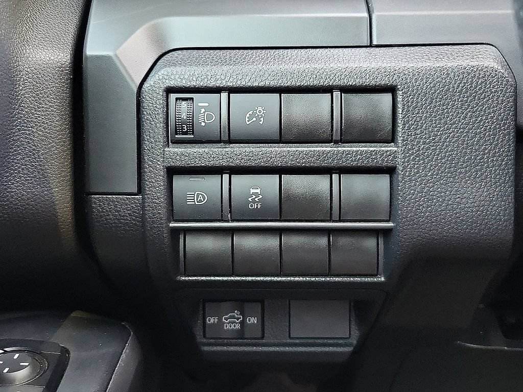 Used 2024 Toyota Tacoma SR AWD/4WD image 14