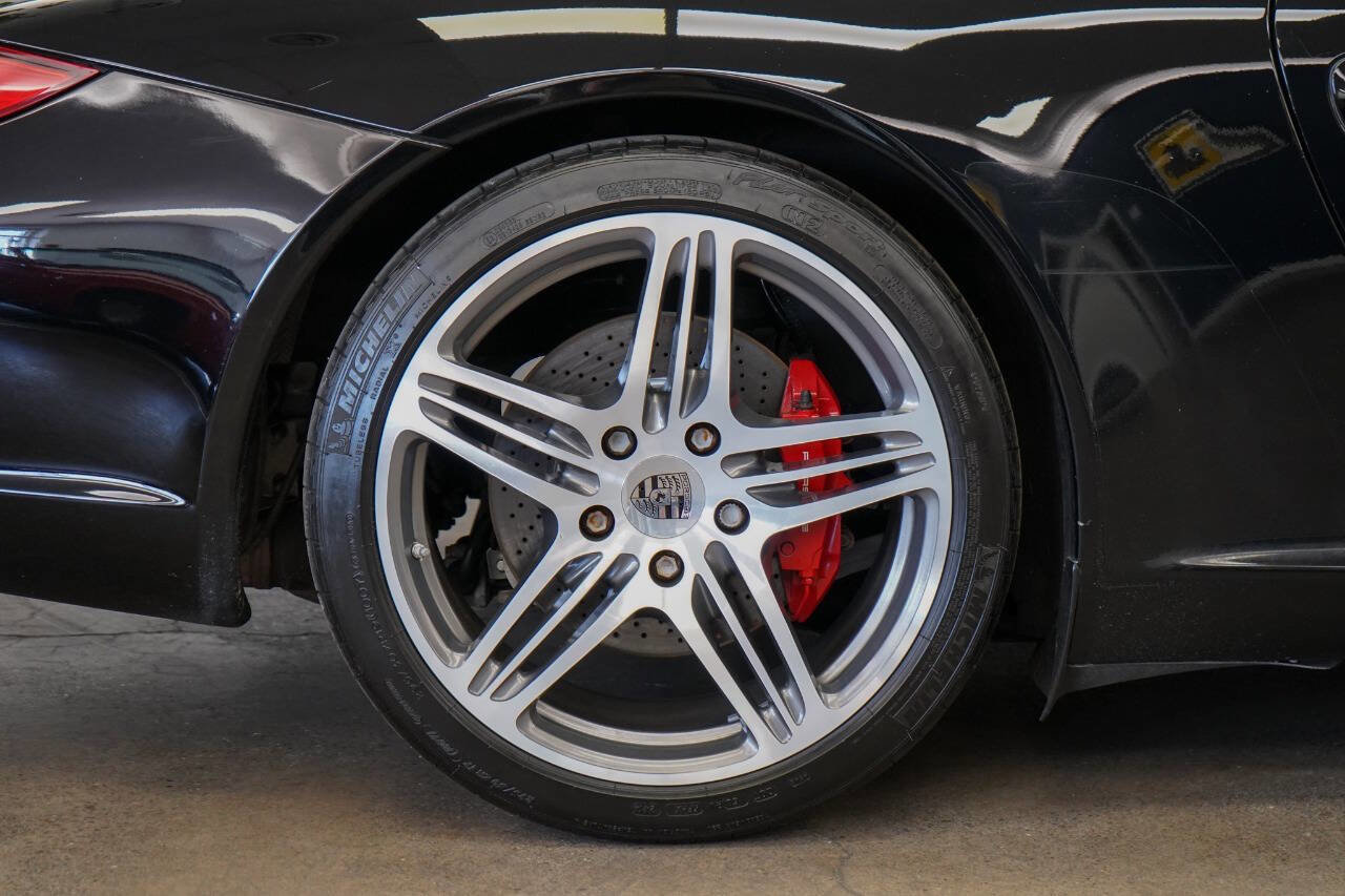 Used 2009 Porsche 911 Carrera S image 19