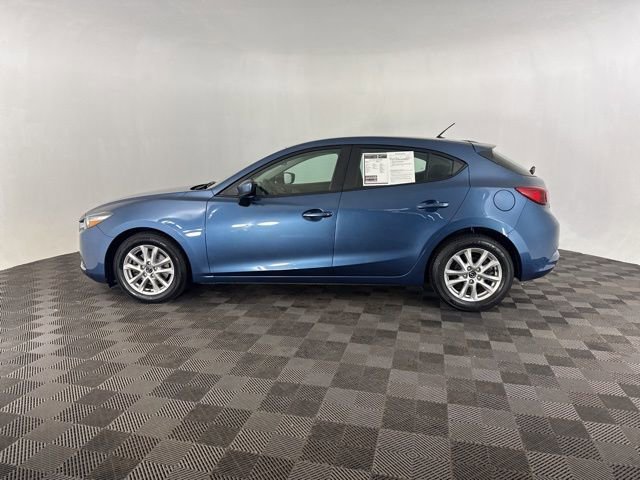 Used 2017 MAZDA MAZDA3 Sport image 4