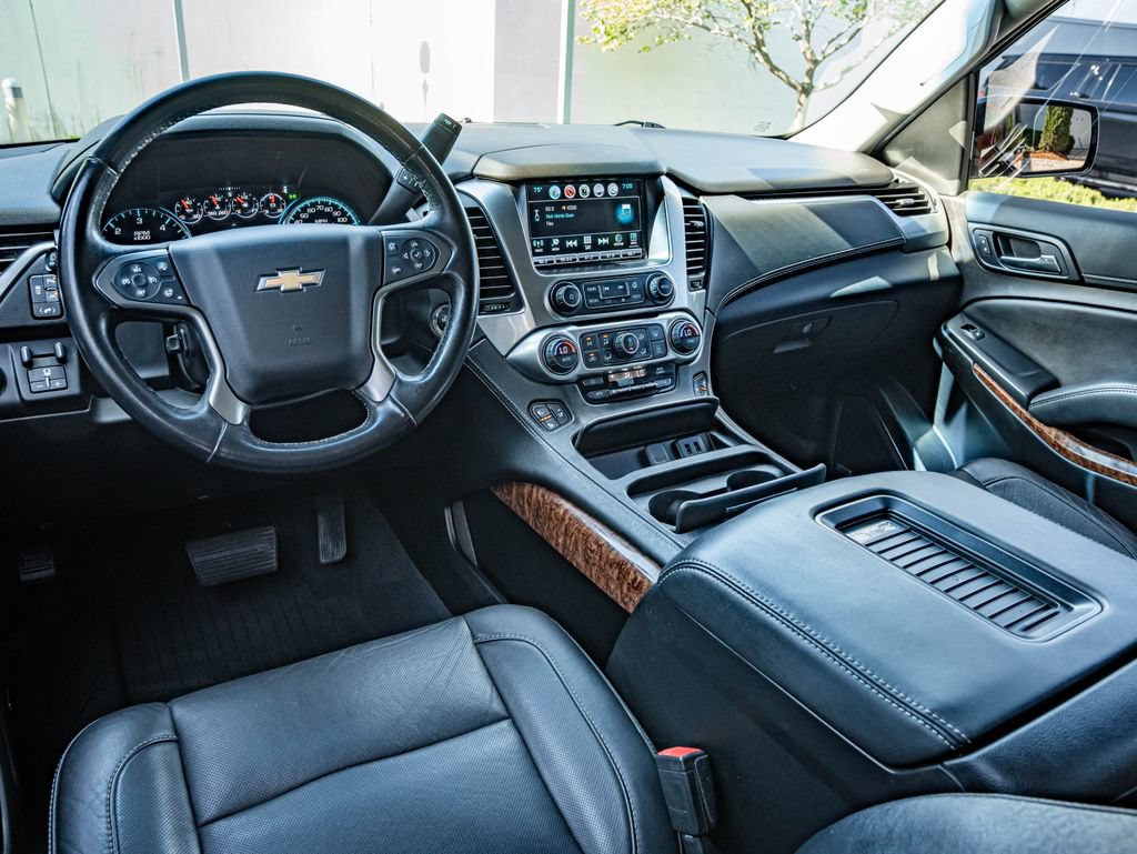 Used 2020 Chevrolet Tahoe Premier AWD/4WD image 31