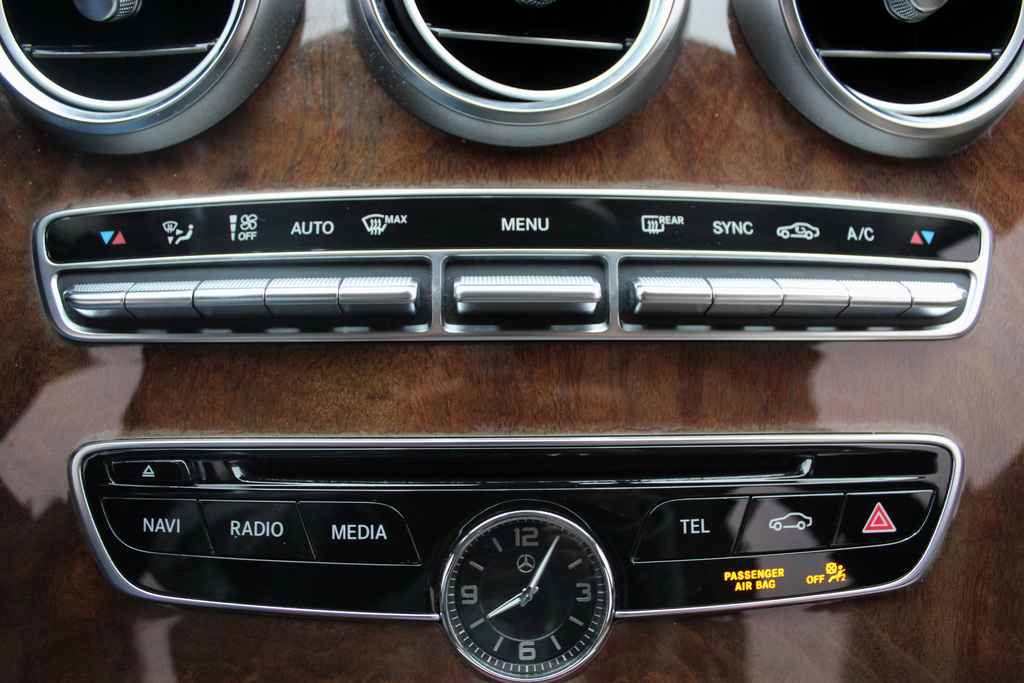 Used 2017 Mercedes-Benz C 300 Sedan image 21