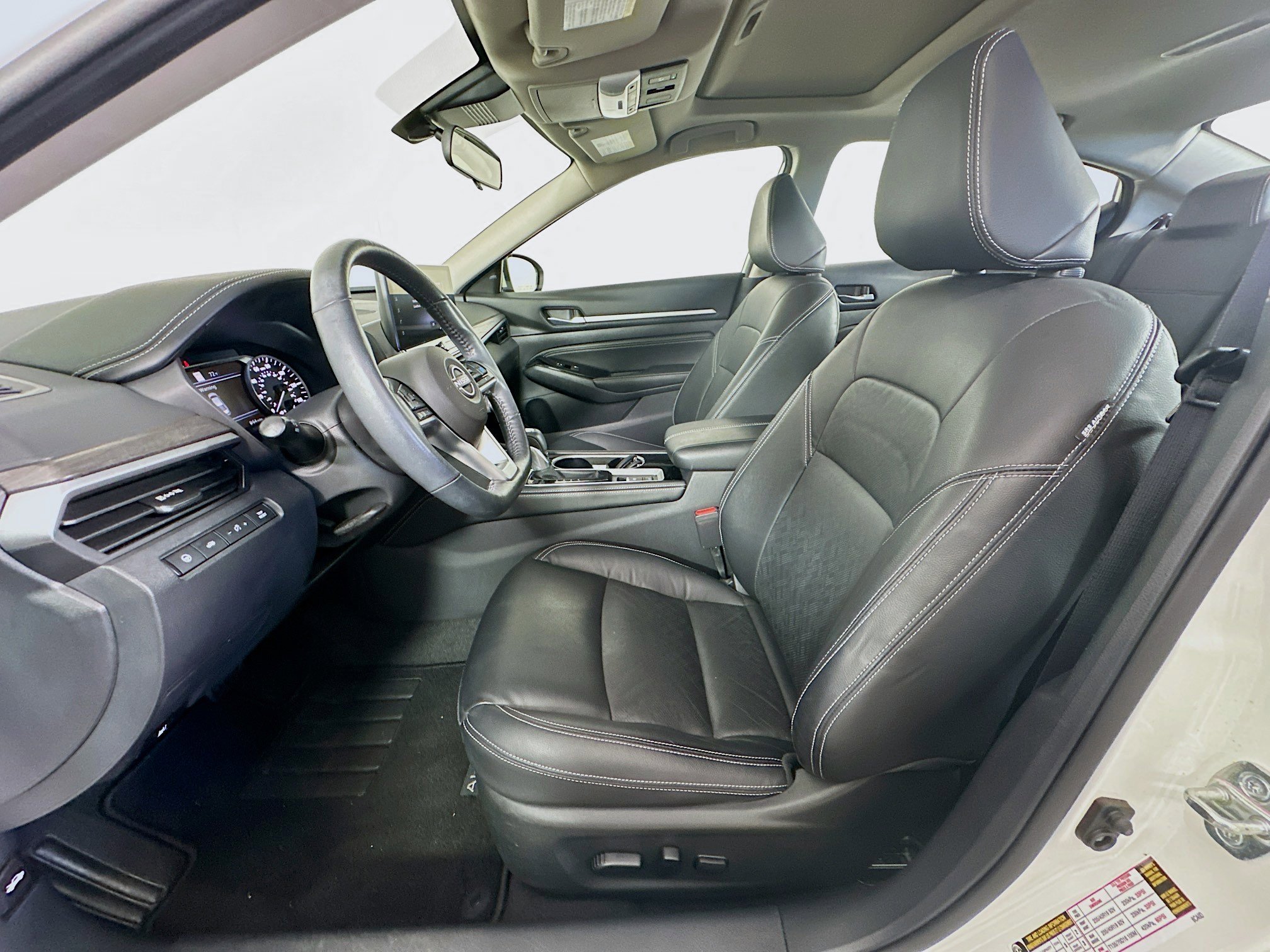 Used 2023 Nissan Altima 2.5 SL image 13