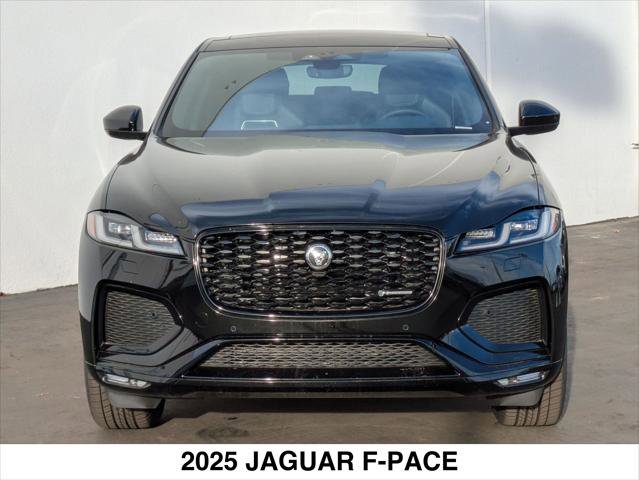 New 2025 Jaguar F-PACE R-Dynamic S image 4