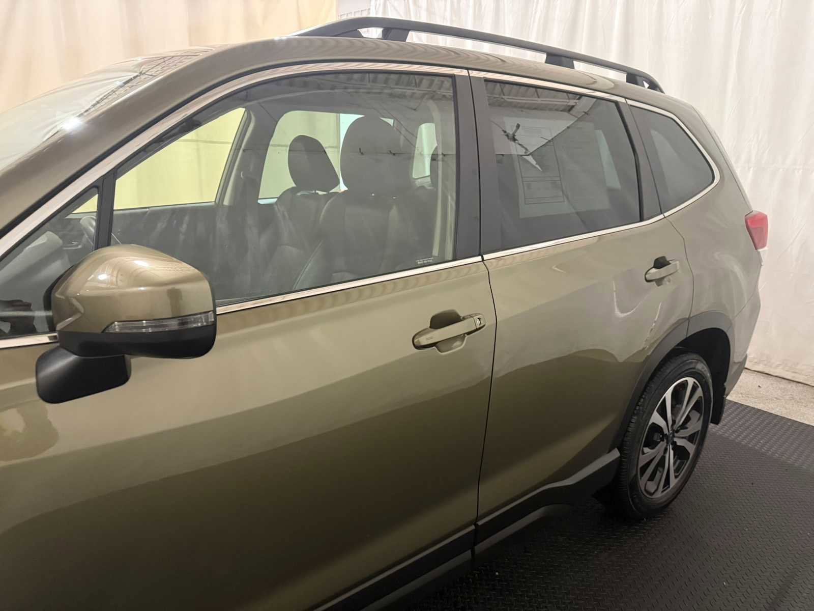 Used 2023 Subaru Forester Limited image 7