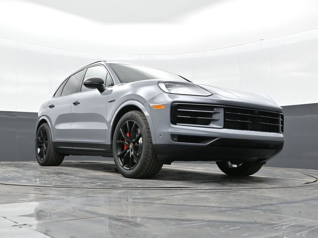 New 2026 Porsche Cayenne S image 40