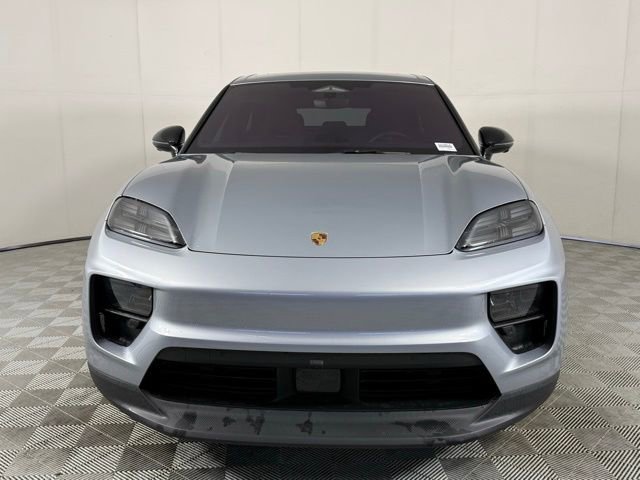 Used 2025 Porsche Macan 4S Electric image 12